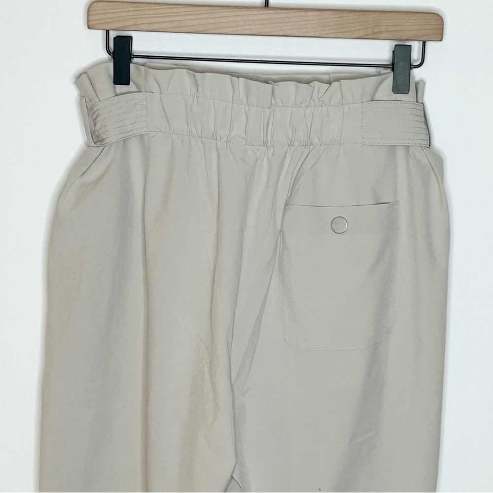 Athleta Skyline Pant II Paperbag Light Beige Size 10 - Picture 9 of 14